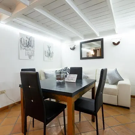 Mausoleo Di Augusto Apartment